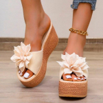 Suvine rannaplatvorm Naiste kiilusussid Aplikatsioonid Liblik&otilde;lmega Naiste sandaalid Puukingad kingad Naiste sussid 34 beež