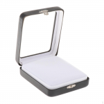 L&auml;bipaistva kaanega teemantvitriin, ehete hoiukoht messidele, lahtised v&auml;&auml;riskivid 91x111x32mm