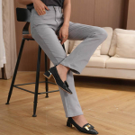 Naiste elastsed bootcut teksad, naiste uued heledates toonides keskmise v&ouml;&ouml;kohaga liibuvad lainelised teksad 28 helehall v&auml;rv