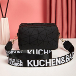 Moodne Laser-&otilde;lakott Naiste v&auml;ike kandiline kott PU-nahast p&otilde;ikkott Trendikas uus minikott 17*10*10cm valge