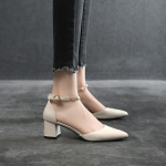 Uued moes sobivad k&otilde;rged kontsad, terava varbaga, paksud kontsad, &uuml;he lukuga kingad, kerged t&ouml;&ouml;sandaalid 34 must