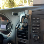 Mercedes-Benz Vito W447 2016 2017 2018  2022 Auto konsooli &otilde;hutusava kinnitus Mobiiltelefoni hoidik Nutitelefoni hoidik