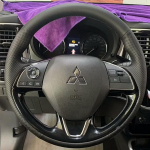 Hand-stitched black Leather Car steering wheel For Mitsubishi Outlander 2016 - ASX18 Eclipse Cross 2018 style 1