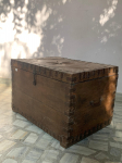 Vanaaegne nikerdatud puidust hoiukarp: India kirstm&ouml;&ouml;bel 16&rdquo; X 8&rdquo; X 24&rdquo; (l x w x h) mitmev&auml;rviline
