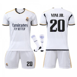 Real Madrid Vinicius Jr. Laste jalgpallis&auml;rgi komplekt Valge Hingav Pol&uuml;ester Spordir&otilde;ivad Treeninguks ja M&auml;nguks 120-130 CM valge