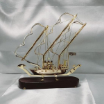 Antiikne messingist laev 25,4 cm puidust alusega Puhtast messingist laevamudel Nautical Decor Vintage Dekoratiivne laud