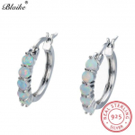 Blaike 925 Sterling h&otilde;bedased &uuml;mmargused k&otilde;rvar&otilde;ngad naistele Sinine/valge Fire Opaal k&otilde;rvar&otilde;ngad Vikerkaare kivist ringi augustamine k&otilde;rva ehted