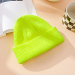 Talvine soe melonikarva karvam&uuml;ts, kootud m&uuml;ts naistele, kootud m&uuml;ts meeste &uuml;hev&auml;rviline mitmek&uuml;lgne paari kampsunm&uuml;ts burgundiapunane