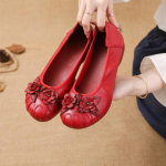 Moodsad Uued Ehtsad Lehma Nahast Baleriinad Naistele Kitsa Jalaga Kingad Daamide Vintage Lillelised Mokassiinid Naistele Luksuslikud Lamedad Beežid Slip-on Kingad 40 punane