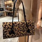 Moodne kaasaegne leopardimustriga k&auml;ekott naistele 2025 ni&scaron;&scaron; kuumad t&uuml;drukud t&ouml;&ouml;le &uuml;lakeha kott &uuml;hes &otilde;las kandmiseks 40x14x20cm leopard