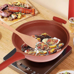 Mittenakkuv savist vokk koos aurukorviga, 12,6-tolline multifunktsionaalne savist mittenakkuv mikrosurvepott 2-&uuml;hes mikrosurve- ja induktsioonp&otilde;hjaga