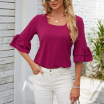 Naiste pluus ruudu kaelusega volangidega viieveerandvarrukatega &uuml;hev&auml;rviline lahtine T-s&auml;rk S punane