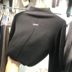 Naiste topeltpoolne sametp&otilde;hjaga s&auml;rk Naiste sviiter k&otilde;rge kraega M must