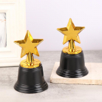 1 tk Mini Star Plastic Award Trophy Laste V&otilde;itja Karikad Lastele V&otilde;istluse auhind Poolte soosimine one size