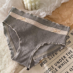 Puhas Soov T&uuml;druk Puhas Puuvill Antibakteriaalne Jalgevahe Aluspesu Naiste &Otilde;huke Disain Keskmise V&ouml;&ouml;kohaga P&uuml;ksikud Mugavad Hingavad Kolmnurksed P&uuml;ksikud M valge