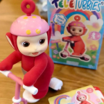 Ehtne Miniso Teletubbies Beebi Reisisari Pimekarp Kujukesed Loovad Laste M&auml;nguasjad &Uuml;llatuskingitused Auto Dekoratiivsed Kaunistused