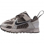 Nike Vomero 5 TD College Grey Cave Stone Beebisneakerid Metallik-H&otilde;bedane Must HF7000-010 25