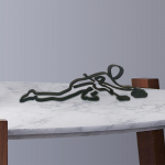 Athlete Line Skulptuur Ornamendid Must metallist K&auml;sit&ouml;&ouml; Siluett Moodne lauaarvuti Pulma Kodu Football_20cmx15cmx1.5cm