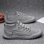 Meeste jalan&otilde;ud Meeste tossud l&otilde;uend hingavad vabaajajalatsid Meeste libisemiskindlad jalan&otilde;ud Moodsad meeste vulkaniseeritud kingad Zapatos Hombre 39