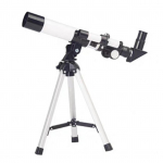 Astronoomiline teleskoop kahe okulaariga, t&auml;isoptilise klaasiga algajatele t&auml;hevaatlejatele