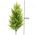 Simuleeritud j&otilde;ulum&auml;nnist k&uuml;pressi t&ouml;&ouml;laua elutuba potitaimed rohelised taimed v&otilde;ltslilled v&auml;ikesed puud Kunstlill roheline