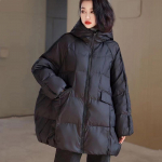 Naiste 2024. aasta s&uuml;gis/talvine Korea avara kehaosaga valge pardi sule kapuutsiga jope, suur, keskmise pikkusega siluet. One Size must