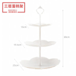 Euroopa kolmekihiline puuviljataldrik, koogiriiul, k&ouml;&ouml;k, elutuba, magustoit, k&ouml;&ouml;giviljade hoiuriiul, pulm, s&uuml;nnip&auml;ev, puuviljariiul, kandik L