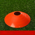 FootballTreining Logo Treeningu takistuste logo plaat Takistusm&auml;rgistuskettad M&auml;rgistusviidad Teet&otilde;kked JalgpallTreeningutarbed kollane