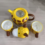 1 komplekt 17oz/500ml loomingulist keraamilist žiraffi teekannu koos 2 kruusi komplektiga, k&auml;sitsi maalitud portselanist teekannu komplekt kohvi, latte, piimatee, lille- ja puuviljatee jaoks, Giraffe Set