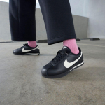 Nike Cortez nahast must kahvatu elevandiluu (Naiste omad) 36