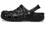 Crocs Classic Geomeetrilised Klounid 'Must' 209563-001 37-38