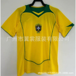 2004 Brasiilia Retro Jalgpallis&auml;rk Meeste Naiste L&uuml;hikeste Varrukatega Jalgpallis&auml;rk Ronaldo Ronaldinho Kaka F&auml;nni V&auml;ljaanne Small yellow