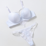 Kvaliteetne Deep V Sexy Plus size Push up rinnahoidja komplekt Lilletikandid pits Naiste aluspesu komplekt Rinnahoidja ja alusp&uuml;ksid 34A valge