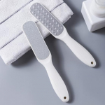 Dead Skin Remover Lihtne puhastav kooriv meeste naiste praktiline mitmeotstarbeline t&ouml;&ouml;j&otilde;udu s&auml;&auml;stev jalakalluse eemaldamine k&uuml;&uuml;nte hooldamiseks