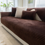 Imitatsioonk&uuml;&uuml;liku pl&uuml;&uuml;sist paksendatud talvine diivanipadi libisemiskindel nahast diivani t&auml;iskate kate riidest r&auml;tik 70x210cm pruun