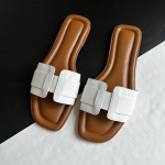2024. aasta naiste moodsad sussid suvised &otilde;ues mugavad lamedad sussid luksuslikud nahast sussid naiste sandaalid vabaaja slaidid kingad EUR 42 valge