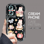 Armas koomiksimustriga kreemjas tekstuuriga korpus, lainelise servaga pehme silikoonkaanega telefoni&uuml;mbris OPPO Reno Realme jaoks OPPO A60 valge