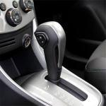 Automaatne LHD k&auml;igukangi nupp Chevrolet Aveo 2011-2017 Trax 2014-2017 95179701 jaoks
