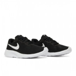 Nike Tanjun PS Must Valge 818382-011 EU 28 valge/must