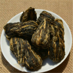 Hiina Yunnani punane tee K&auml;sitsi valmistatud Red Tower Black Tea Eriklassi must tee