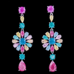 WWJ Fashion banketi ehted mitmev&auml;rvilised pikad k&otilde;rvar&otilde;ngad t&uuml;drukutele mitmev&auml;rviline