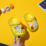 Laste sandaalid 2023 Suvised rannasandaalid Multifilm Baotou Hole Kingad Beebi &uuml;likerged pehme tallaga V&auml;ikesed Beebi sandaalid 18-19 kollane