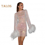 Seksikas s&auml;delev &otilde;htukleit karusnahast mansettidega, &uuml;mara kaelusega, pikkade varrukatega, l&auml;bipaistev, slim-fit kleit S valge