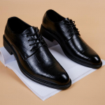 &Auml;riformaalne riietus Meeste nahast kingad Briti noorte trend Vabaaja meeste nahast kingad Must K&otilde;ikjale sobivad 44 must