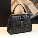 Luksuslik disainerbr&auml;nd Uus lehma nahast Moodne krokodillimustriga K&auml;ekott Naiste vabaaja Crossbody &otilde;lakott Kuum m&uuml;&uuml;k Tasuta saatmine 23x17x10cm must