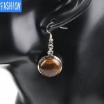 Lihtsas stiilis &uuml;mmargused k&otilde;rvar&otilde;ngad Moelooja naturaalsest kristallist k&otilde;rvar&otilde;ngad naiste kalakonksuga k&otilde;rvar&otilde;ngad tiger eye