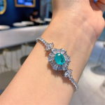 SACE GEMS Vasesulamist tsirkoonist k&auml;ev&otilde;ru on stiilne ja peen pulmakingitus s&otilde;brannadele punane