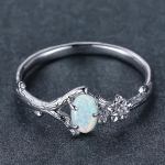 Trendikas h&otilde;bedase v&auml;rvi v&auml;rske ploomi&otilde;ie oksas&otilde;rmus naistele tsirkoonist pulmapaelad ovaalsed kivist kihlas&otilde;rmused ehted kingitused 6 h&otilde;be/valge