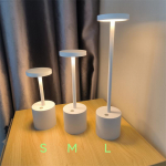 Golden Mini alumiiniumsulamist puutetundlik h&auml;mardatav juhtmeta laualamp koos 5200 mAh laetava akuga restorani hotelli Ktv baari jaoks Warm White&L&2000mAh battery
