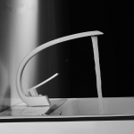 Valamu segisti Moodne vannitoa segisti Must/Kuldne Valamu segisti &Uuml;he hoovaga K&uuml;lm juga segisti h&otilde;be